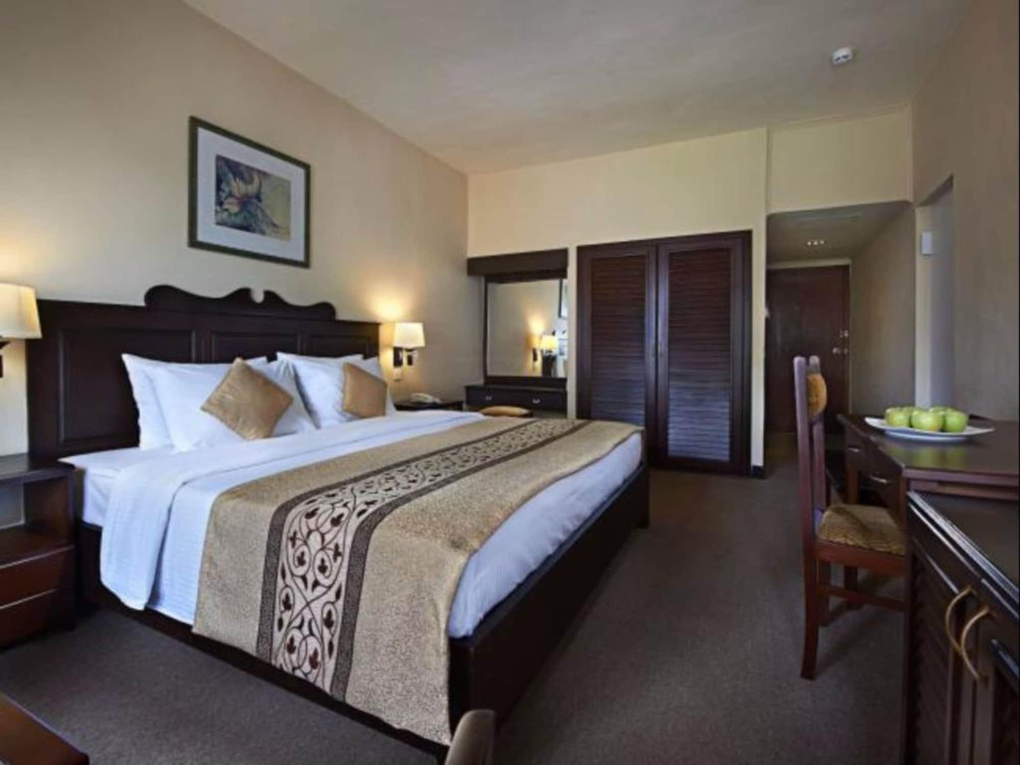 Berjaya Hotel Colombo Dehiwala-Mount Lavinia Buitenkant foto