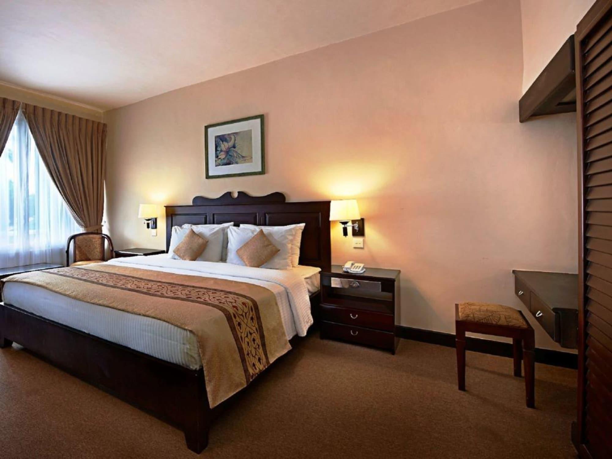 Berjaya Hotel Colombo Dehiwala-Mount Lavinia Buitenkant foto