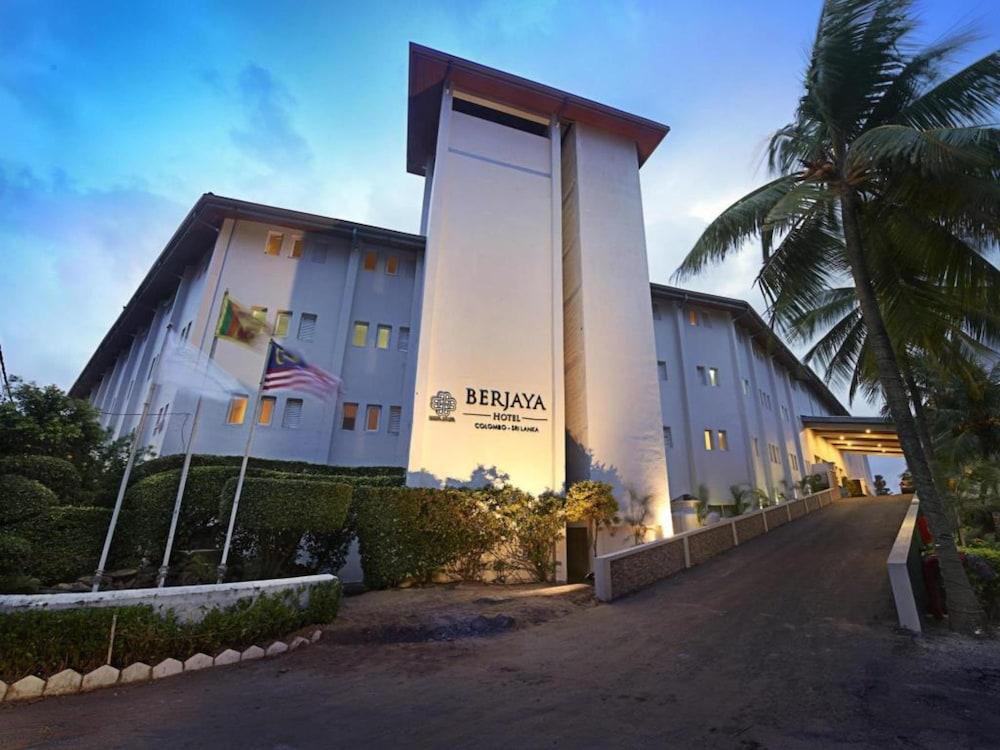 Berjaya Hotel Colombo Dehiwala-Mount Lavinia Buitenkant foto