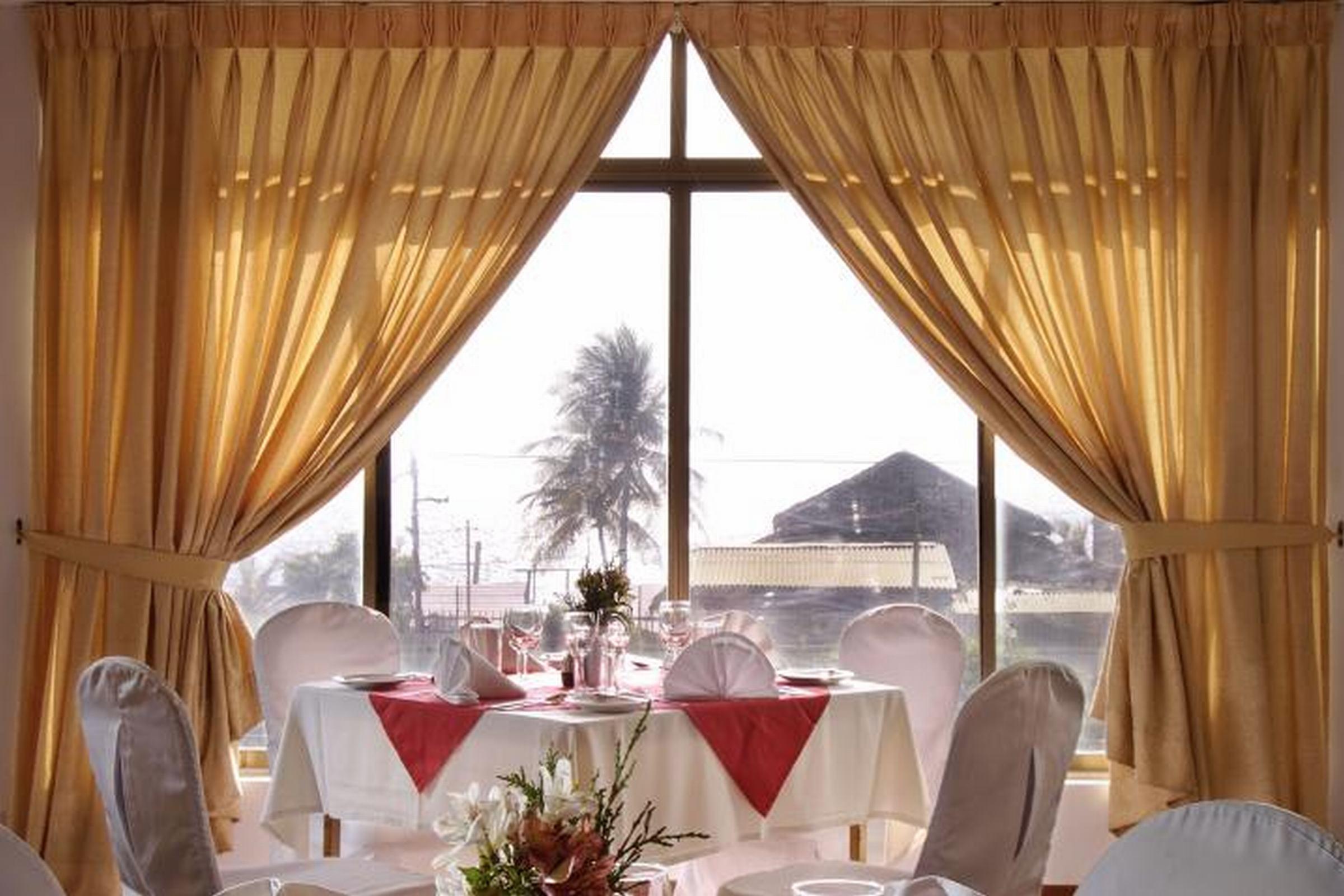 Berjaya Hotel Colombo Dehiwala-Mount Lavinia Buitenkant foto