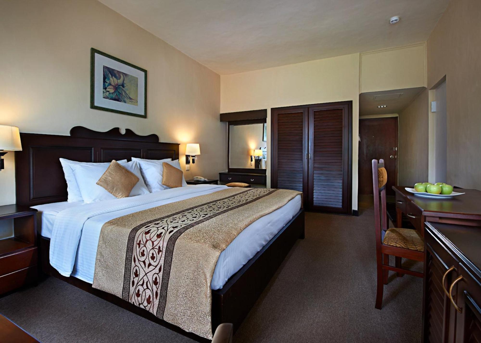 Berjaya Hotel Colombo Dehiwala-Mount Lavinia Buitenkant foto