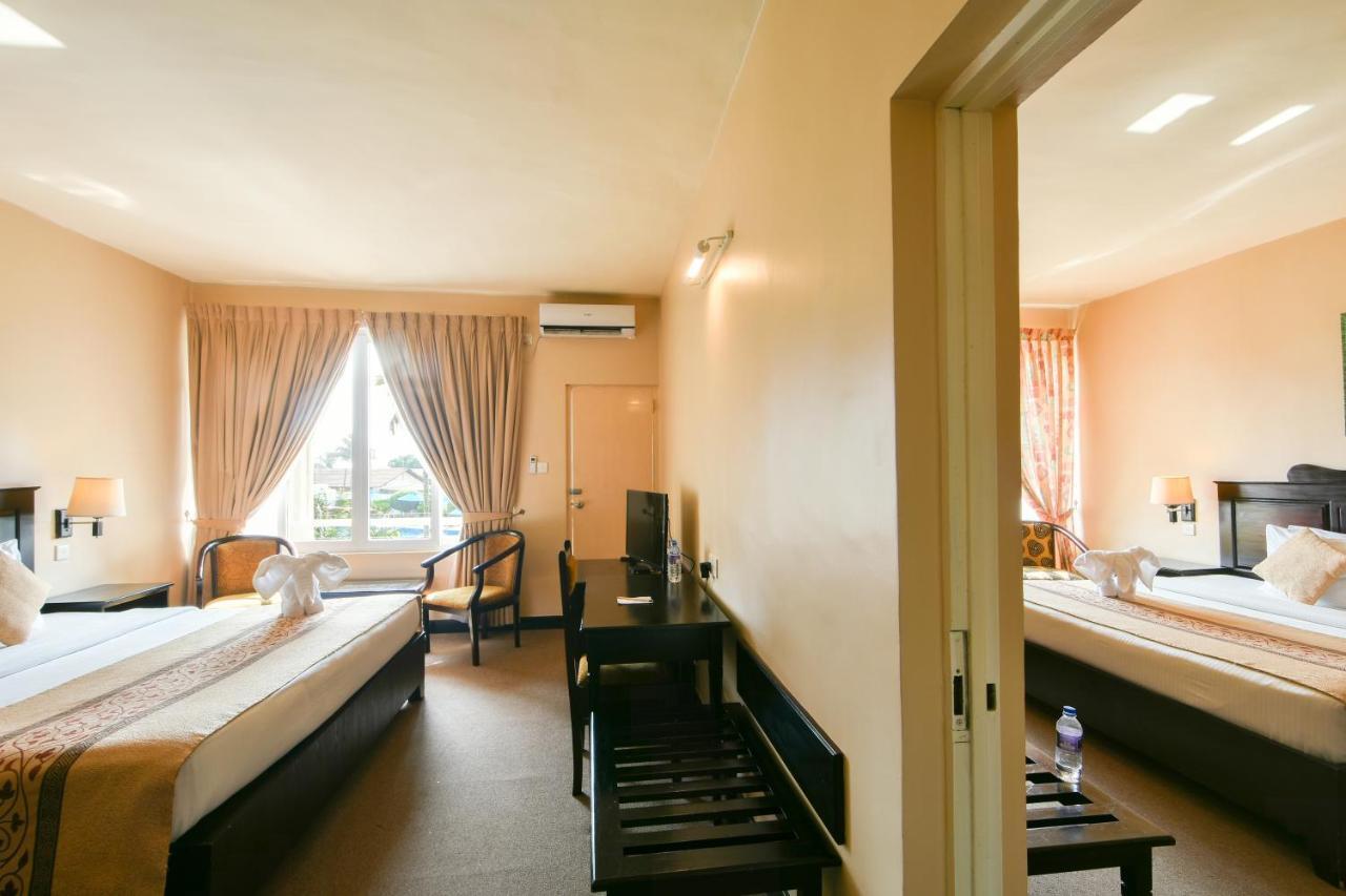 Berjaya Hotel Colombo Dehiwala-Mount Lavinia Buitenkant foto